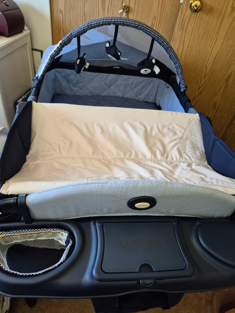 Graco Pack 'n Play Playard image indicator(3)