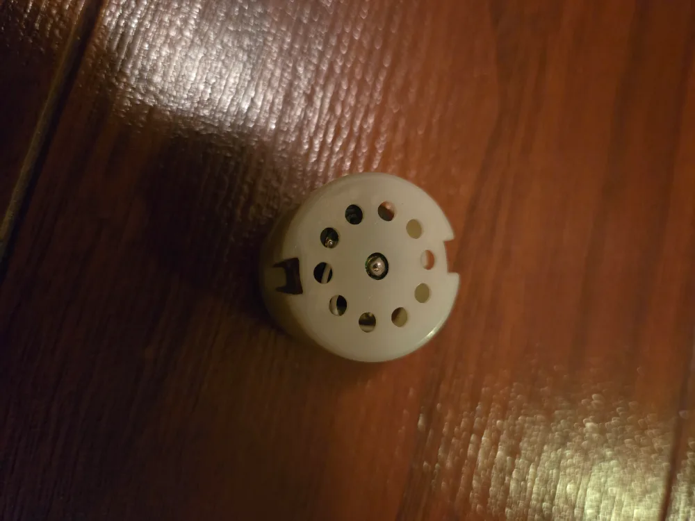 Bobbin! Spare Sewing Machine Thread Spool image indicator(3)