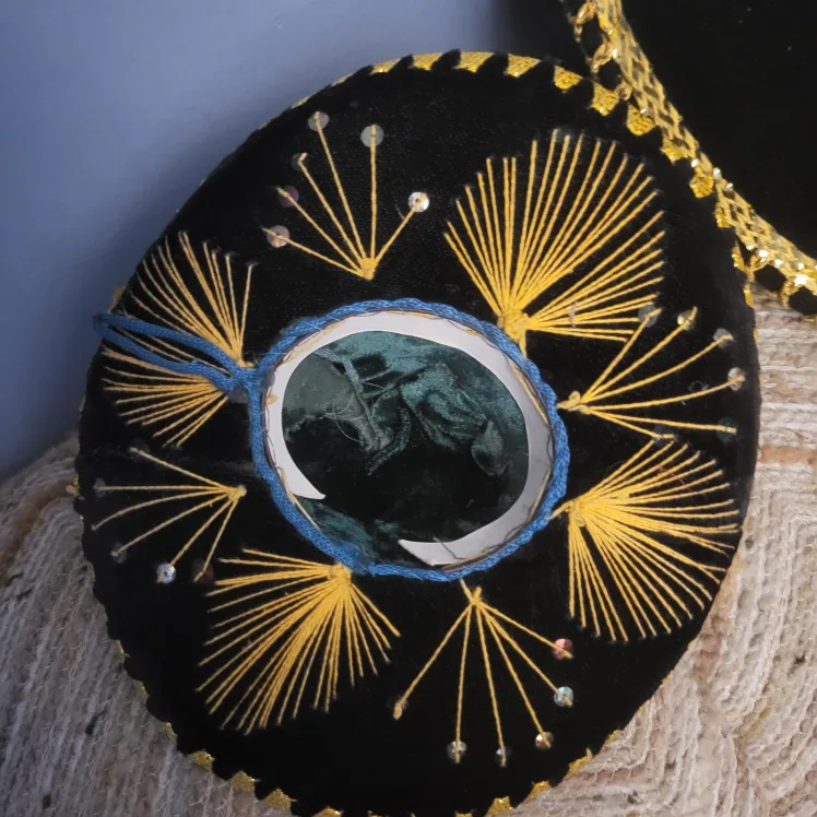 Matching Sombrero Set image indicator(3)