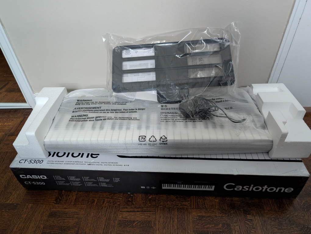 Casio Casiotone CT-S300 Keyboard / Like new - photo 3