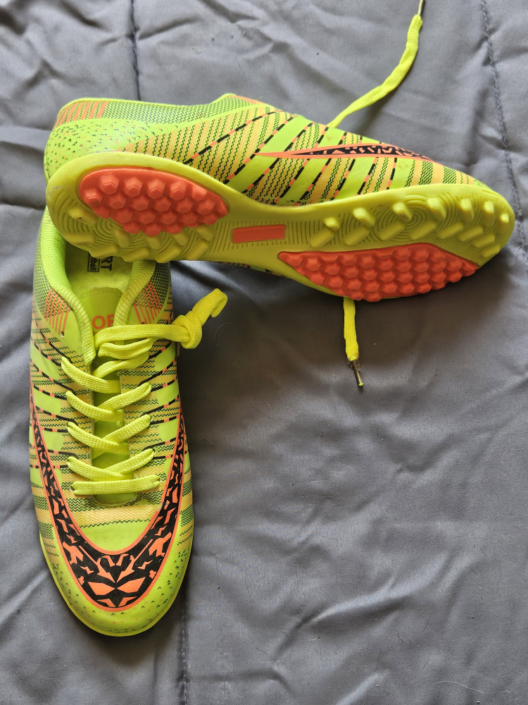 Sport Indoor Soccer Shoes size 9 - photo 2