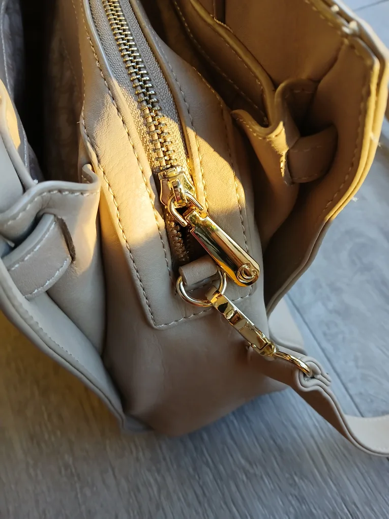 Beige handbag or crossbody bag; beautiful purse image indicator(3)