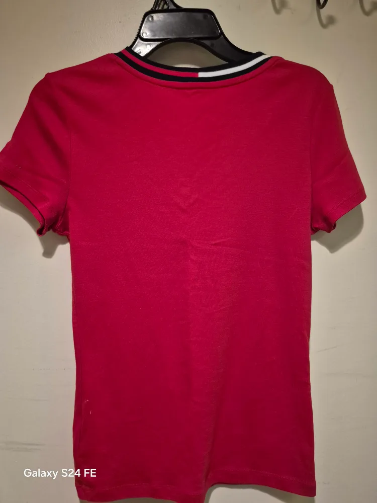 Tommy Hilfiger Red V-Neck T-Shirt - Size S image indicator(4)