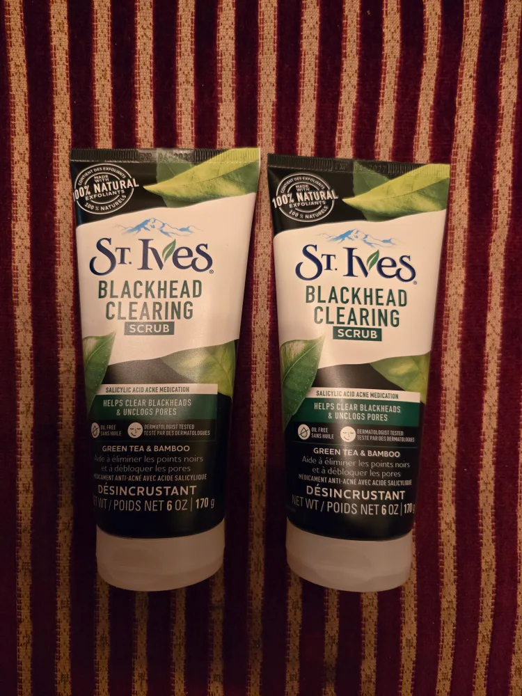 St. Ives Blackhead Clearing Scrub (2) thumbnail