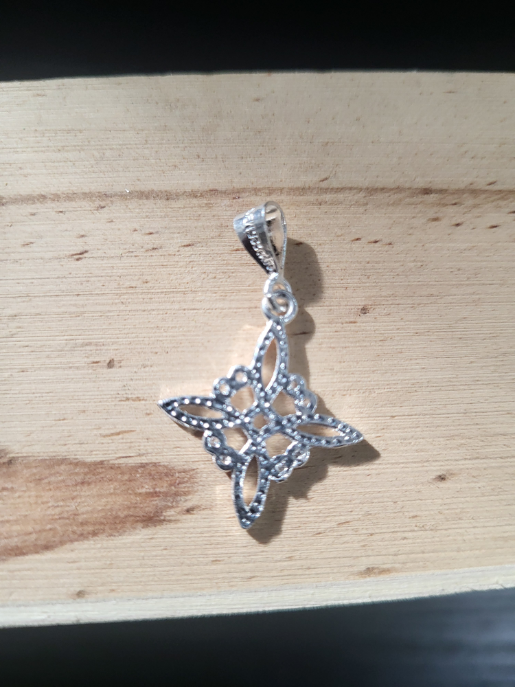 Silver Celtic Knot Pendant