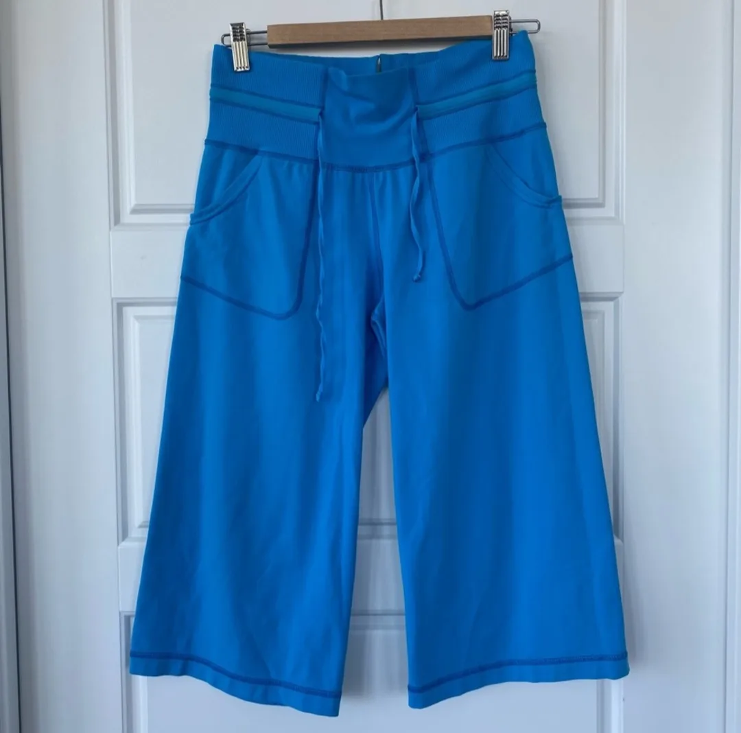 Lululemon Wide Leg Pants thumbnail