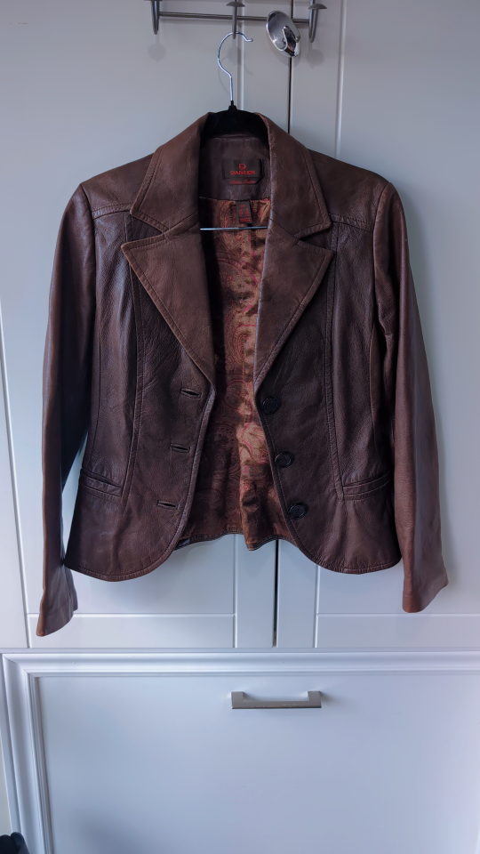 Danier Brown Leather Blazer - Women's