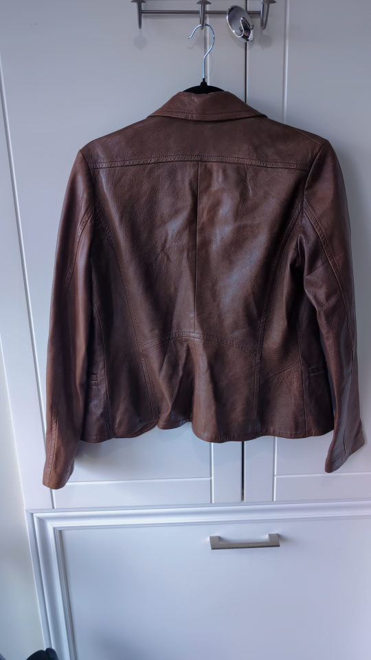 Danier Brown Leather Blazer - Women's - photo 2