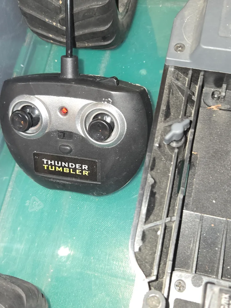 RC Car with Charger & Battery - No Shell image indicator(3)