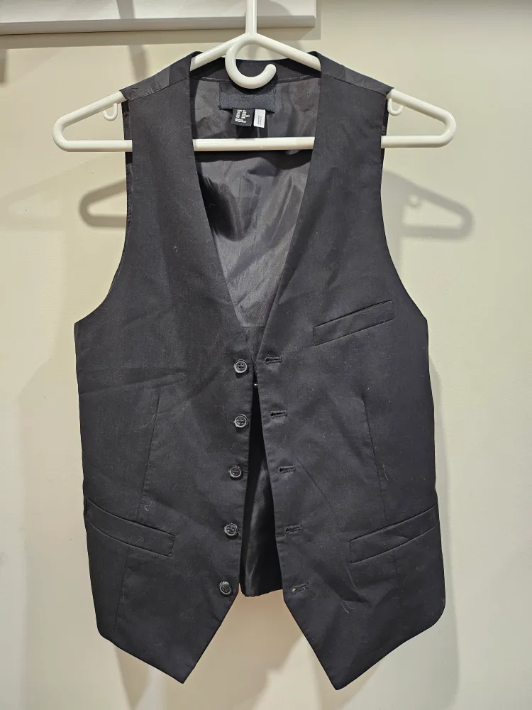H&M Black Vest - Size 44 thumbnail