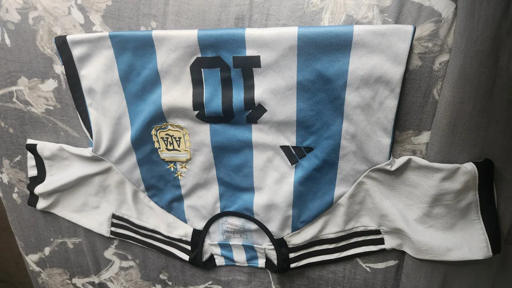 Adidas Argentina Messi #10 Soccer Jersey Kid size thumbnail