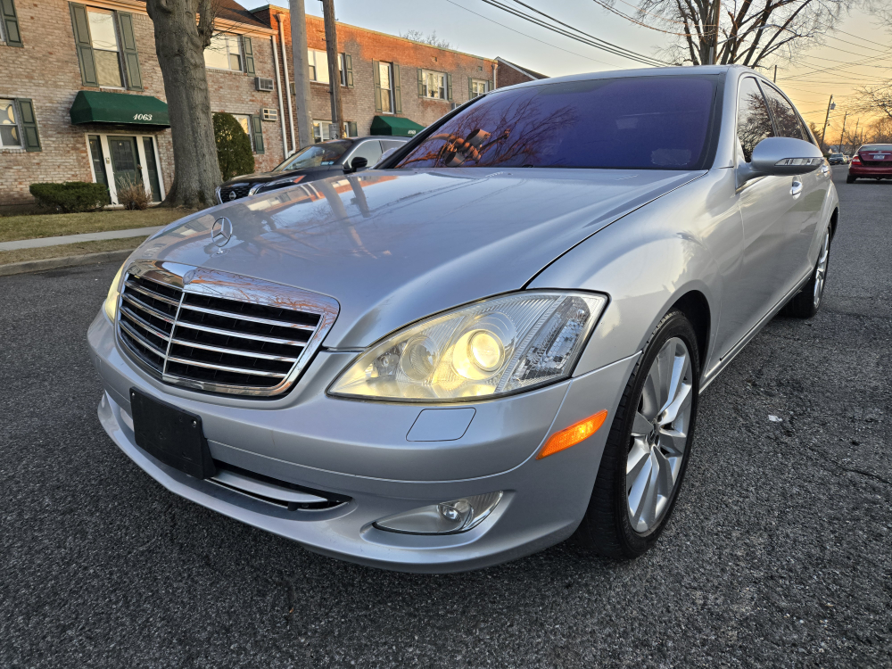 2008 Mercedes-Benz S550 4matic AWD Sedan - Silver