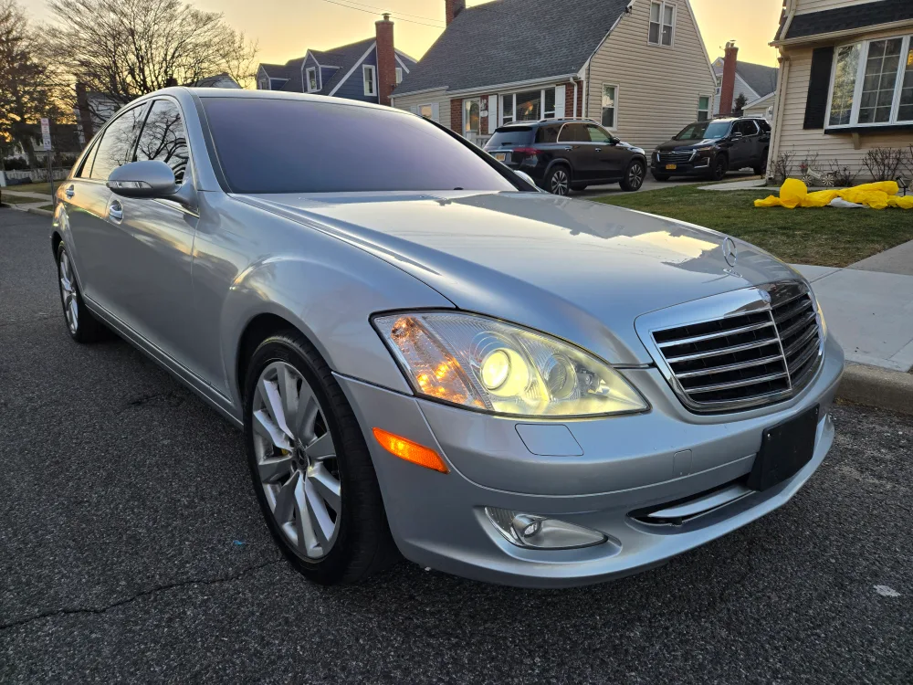 2008 Mercedes-Benz S550 4matic AWD Sedan - Silver image indicator(2)