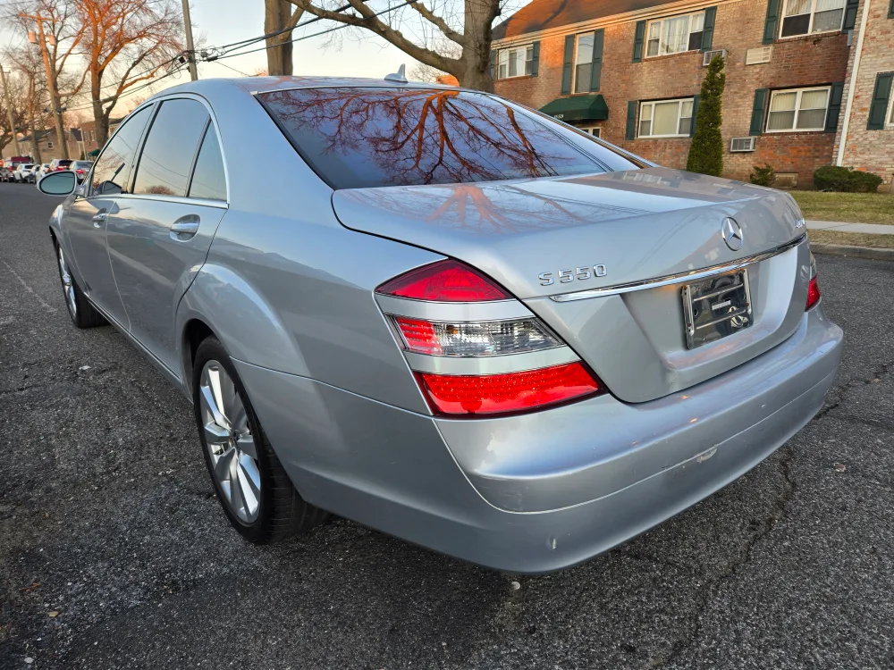 2008 Mercedes-Benz S550 4matic AWD Sedan - Silver image indicator(4)