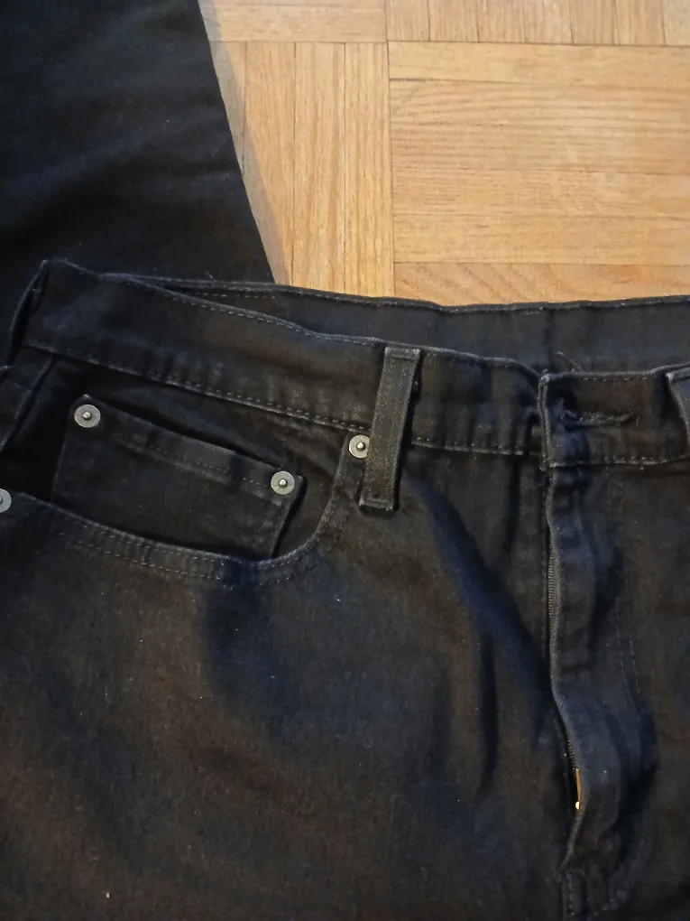 Levi's Black Jeans thumbnail