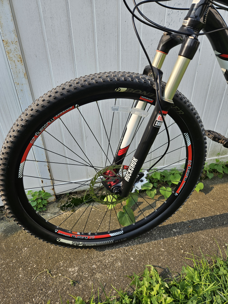 Trek Xcaliber Mountain Bike - photo 2