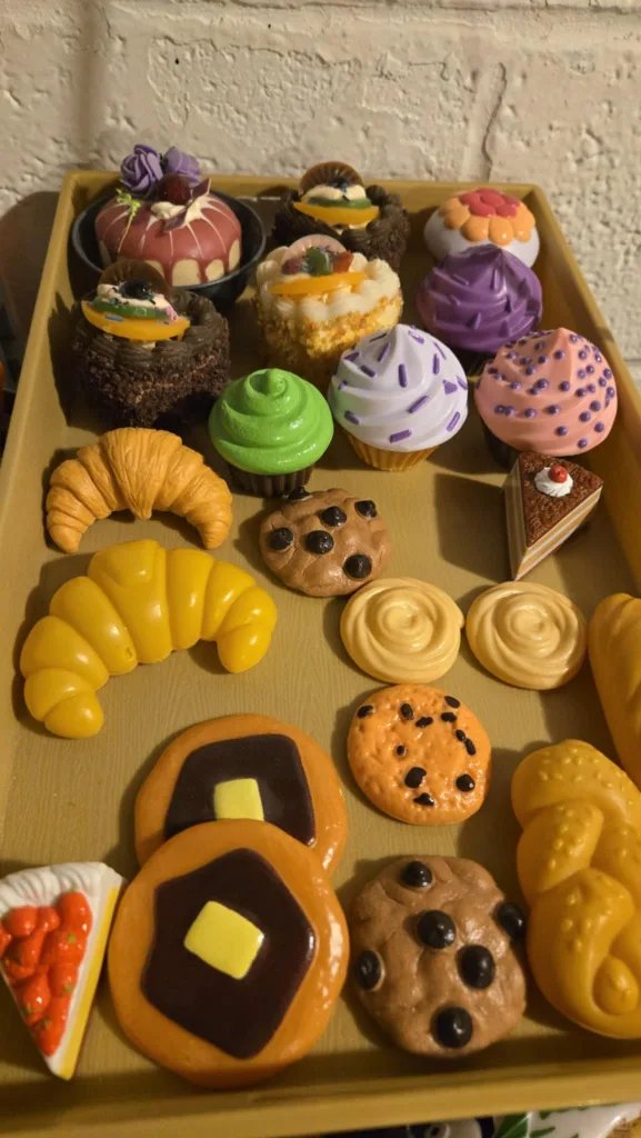 Play Food, Mixer, Pizza, and Kitchen Set image indicator(3)