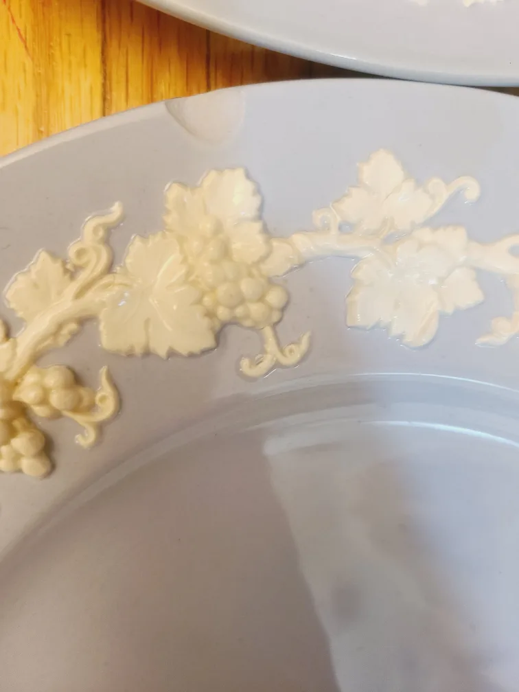 Set of 21 pieces of Wedgwood Embossed Queens Ware Plates image indicator(7)