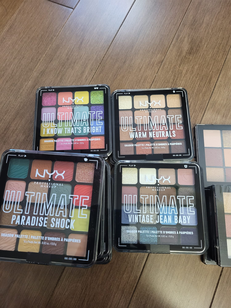 NYX & Revolution Eyeshadow Palettes - Bundle