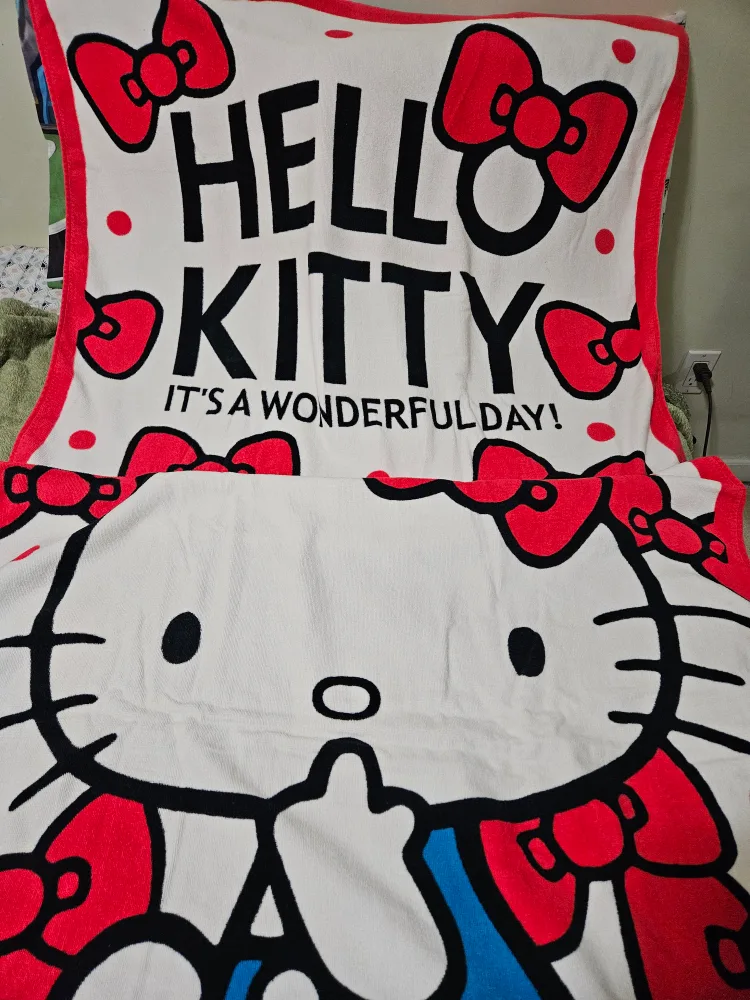 Hello Kitty Blanket image indicator(3)