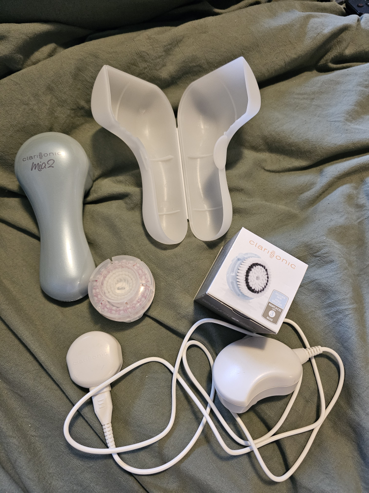 Clarisonic Mia 2 Facial Cleansing Brush
