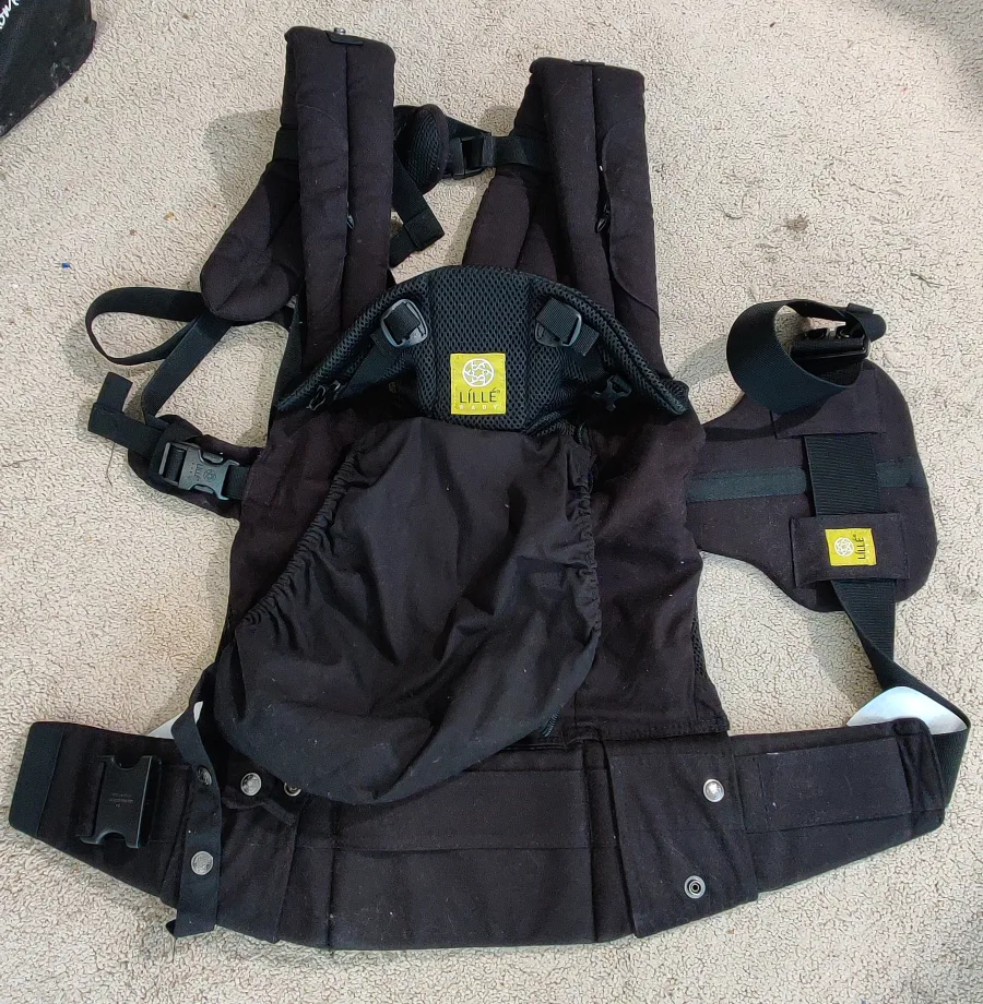 LILLEbaby All Seasons Baby Carrier - Black image indicator(2)