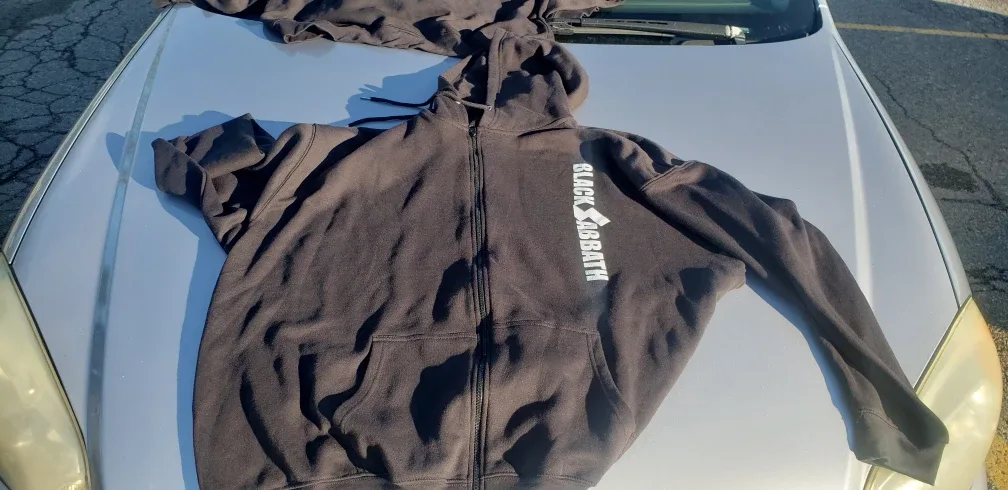 Black Sabbath & Led Zeppelin Hoodies size 4 xl image indicator(3)