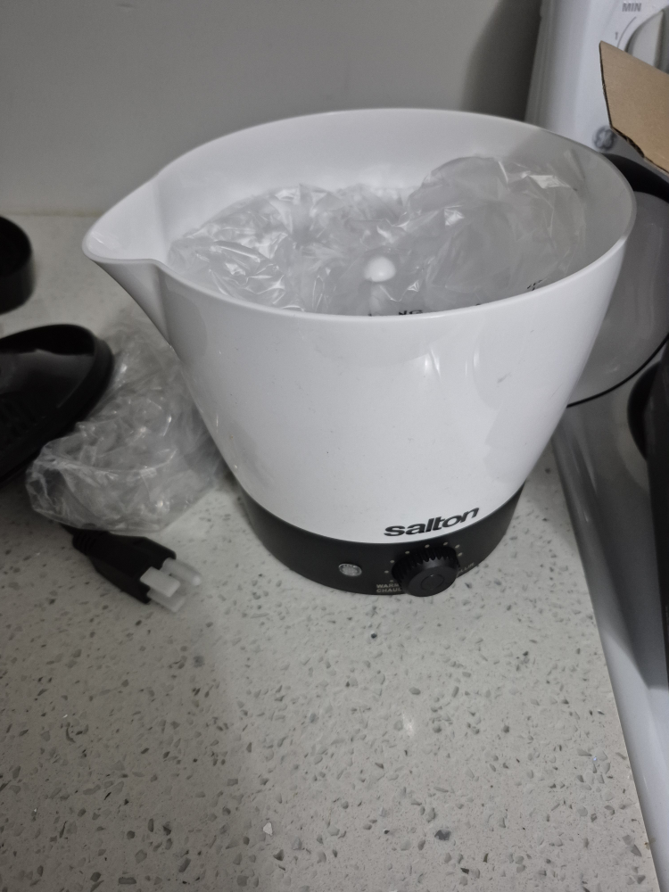 Salton 2.25L Multi-Pot - Like New!