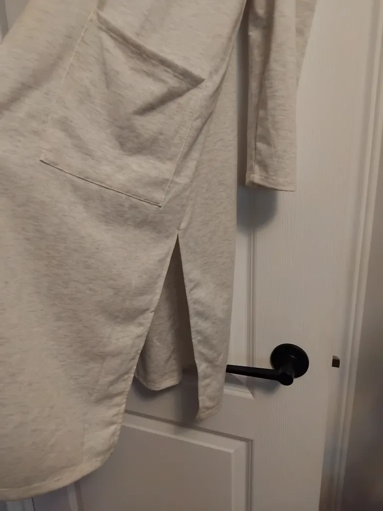 Long Cardigan - Size S image indicator(3)