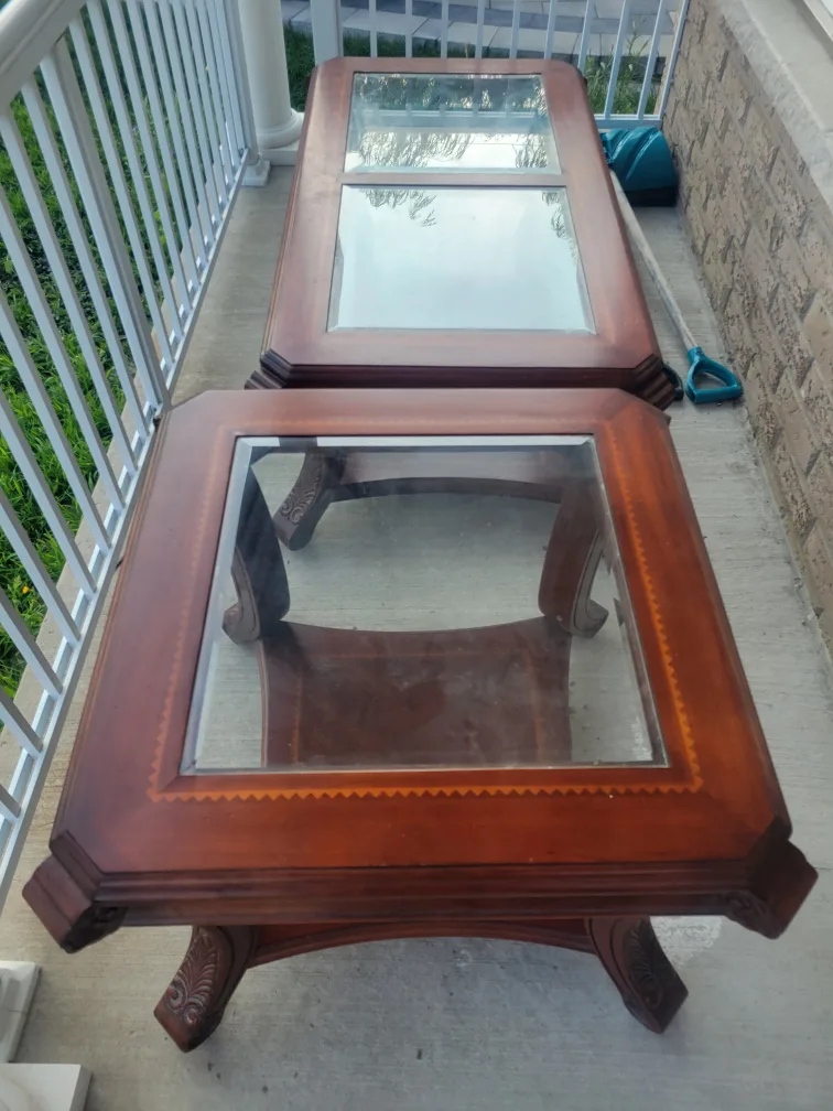 Solid wood coffee table and side table with glass top image indicator(3)