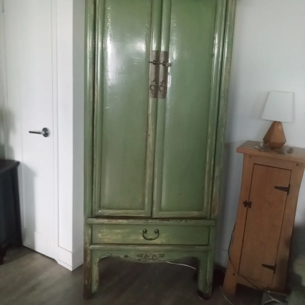 Chinese Qing dynasty moss green wedding wardrobe thumbnail