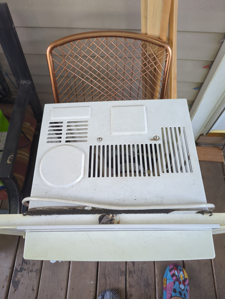 GE Window Air Conditioner - photo 2