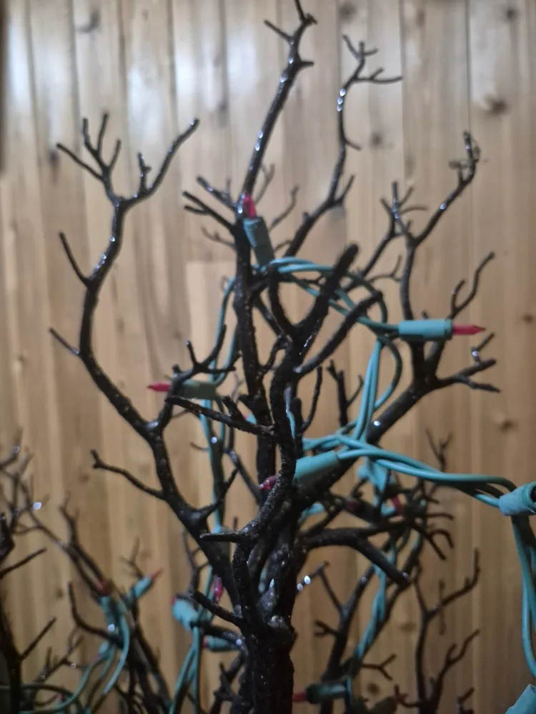 Halloween Spooky Tree (with optional Lights) image indicator(2)