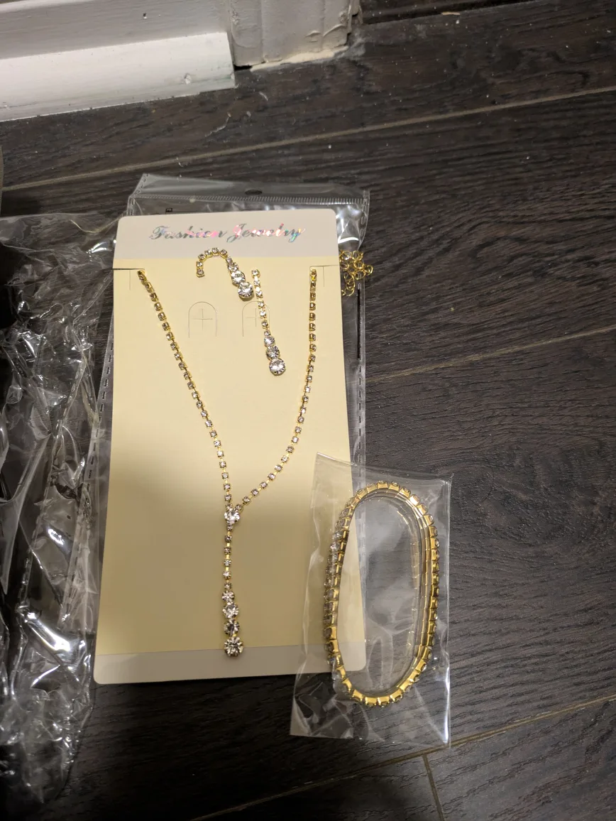 brand new golden glitter evening bag with jewelry combo image indicator(7)