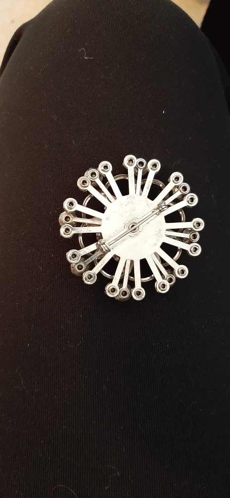 Vintage Silver-Tone Snowflake Brooch - photo 2