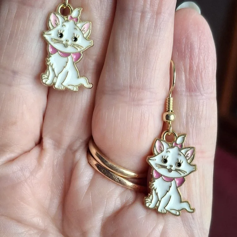 Marie Cat Earrings - Aristocats thumbnail
