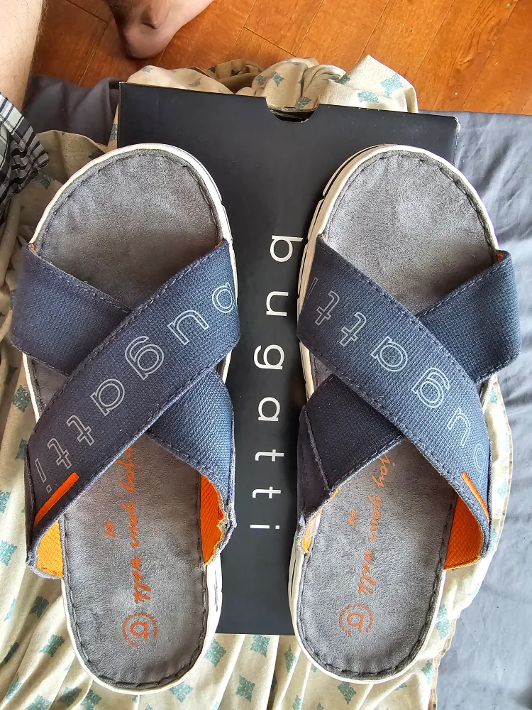 Bugatti Men's Cross Strap Sandals - Size 11 thumbnail