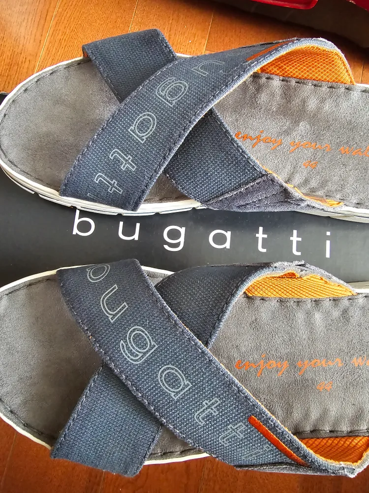 Bugatti Men's Cross Strap Sandals - Size 11 image indicator(3)