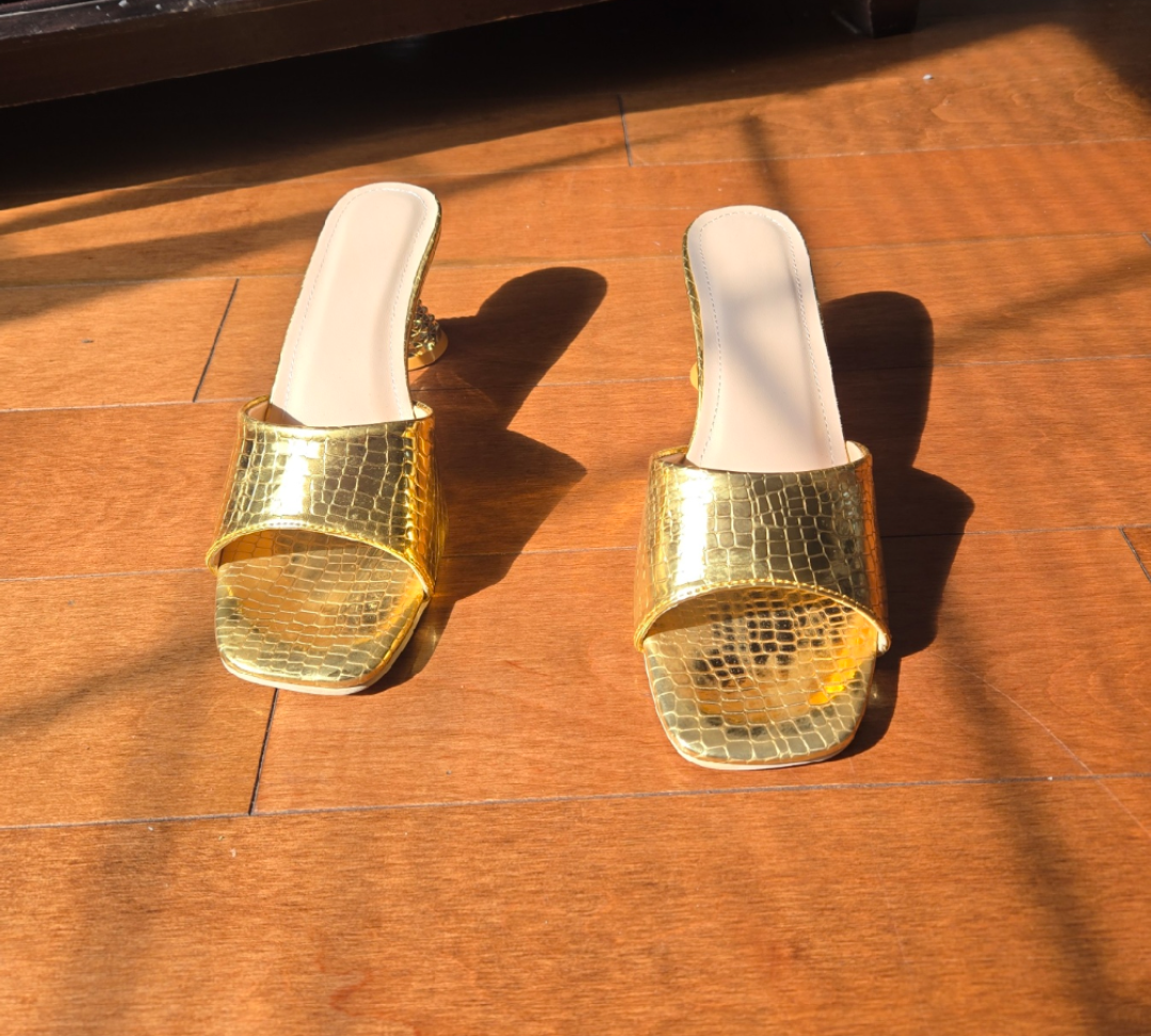 Gold Heeled Sandals, size 40 - photo 3