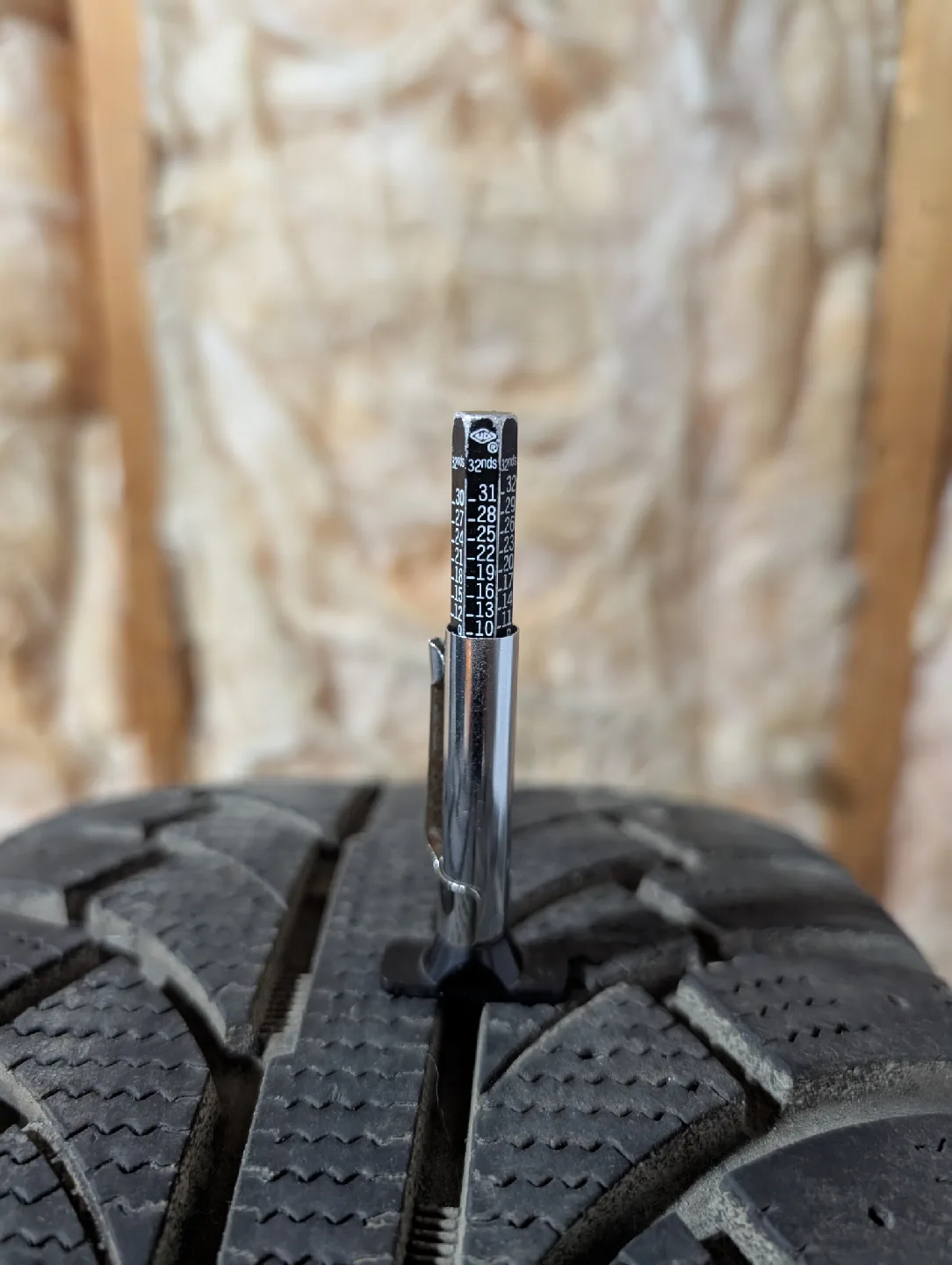 (4)-215/50R17 Winter Tires Steel Rims 2017 Toyota Corolla image indicator(4)