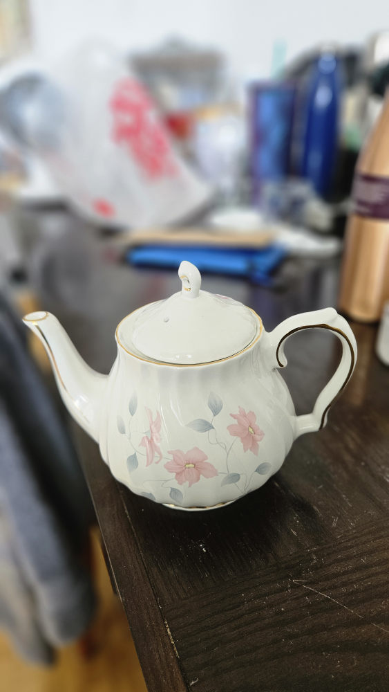 Assorted Ceramic Bowls & Tea Pot - photo 2