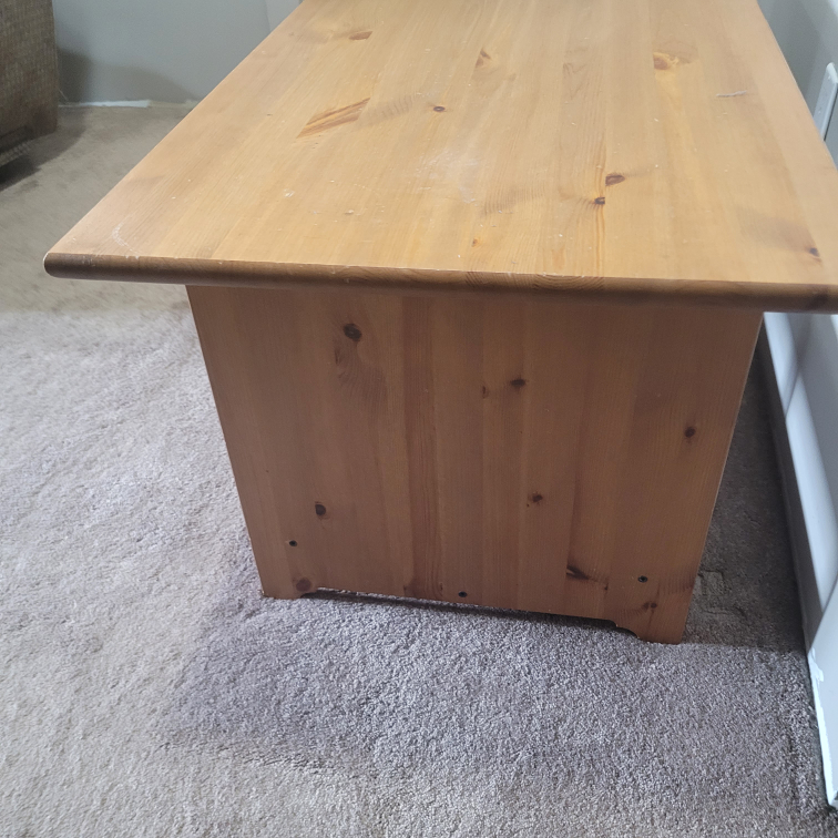 Wooden Ikea coffee table - photo 2