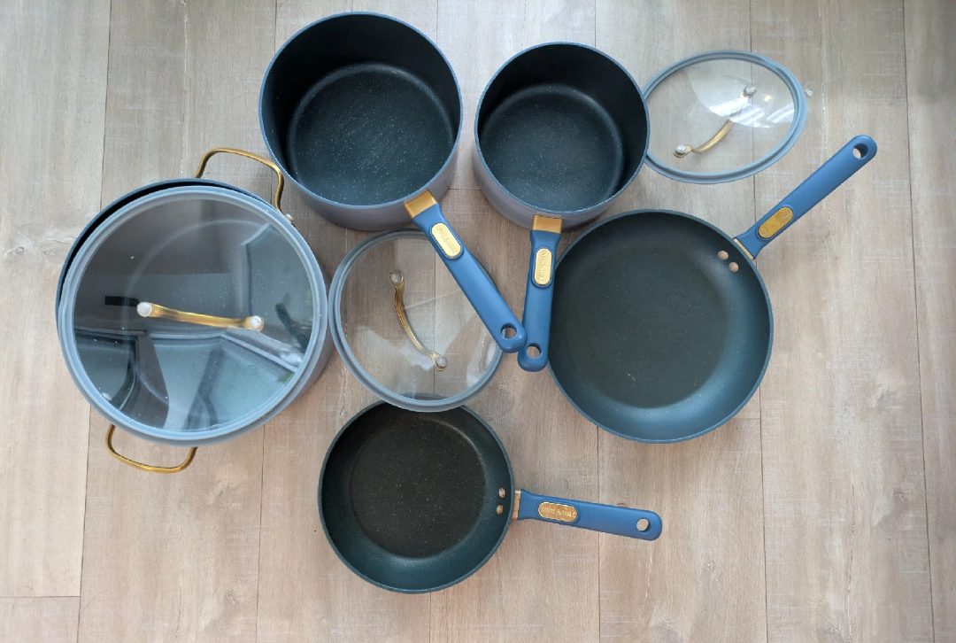 blue Pan Cookware Set - Like New! thyme and table - photo 2