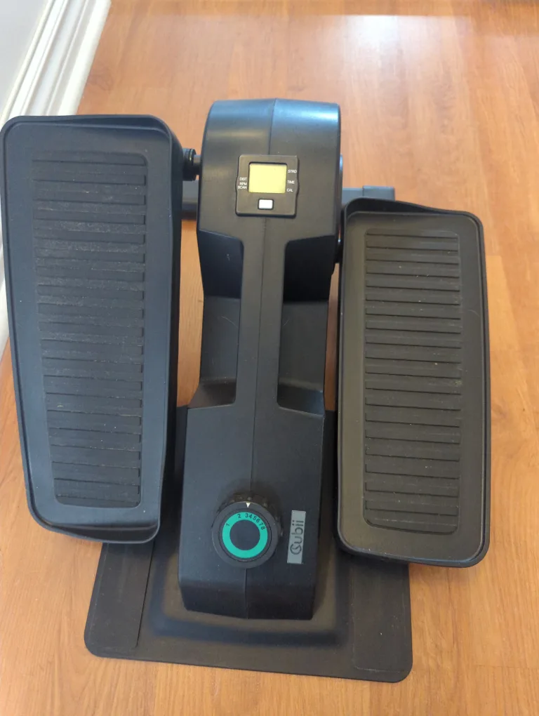 Cubii Compact Under Desk Elliptical F3A2 thumbnail