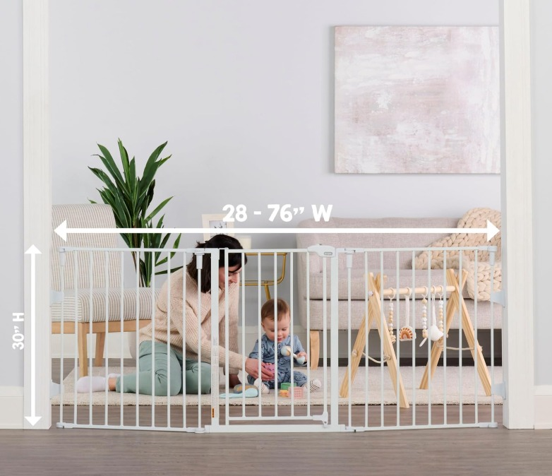 BNIB Regalo Flexi Extra Wide Safety Gate - White