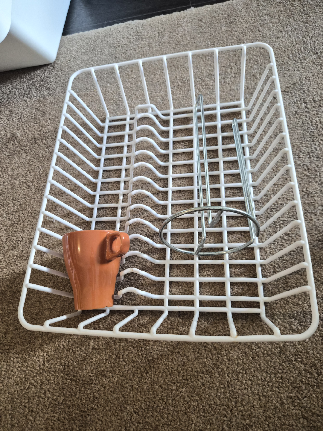 White dish rack, towel rack, ikea cup
