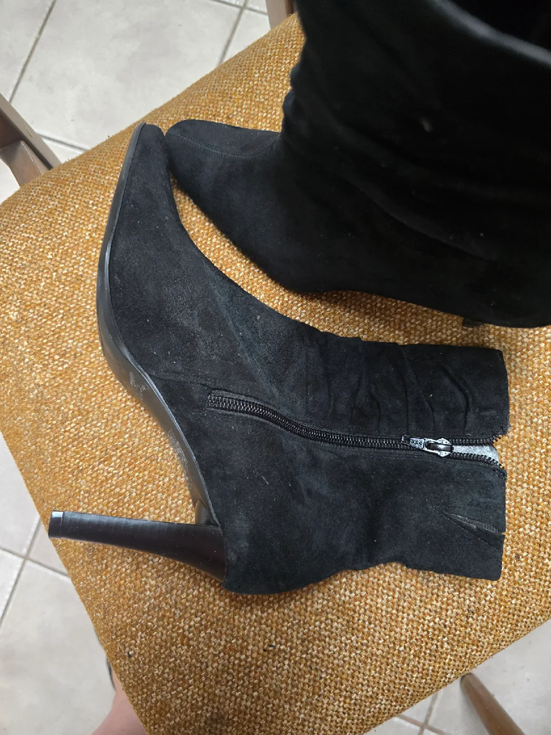 Aldo Black Suede Ankle Boots - Size 8 image indicator(3)
