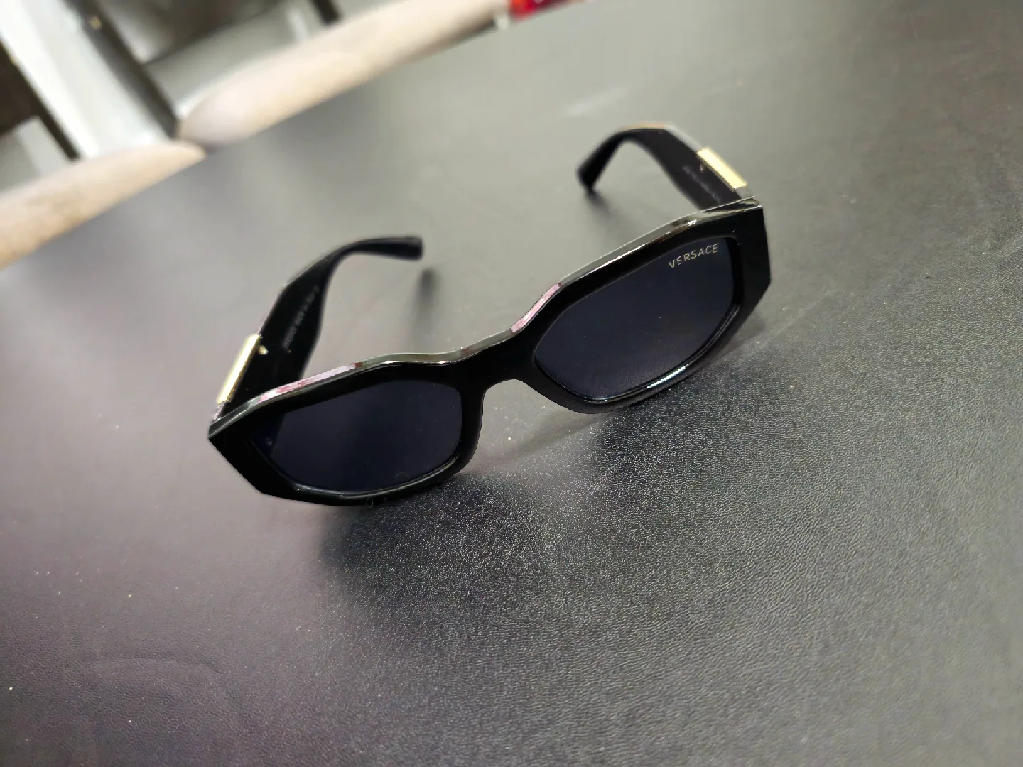 Versace Sunglasses image indicator(2)