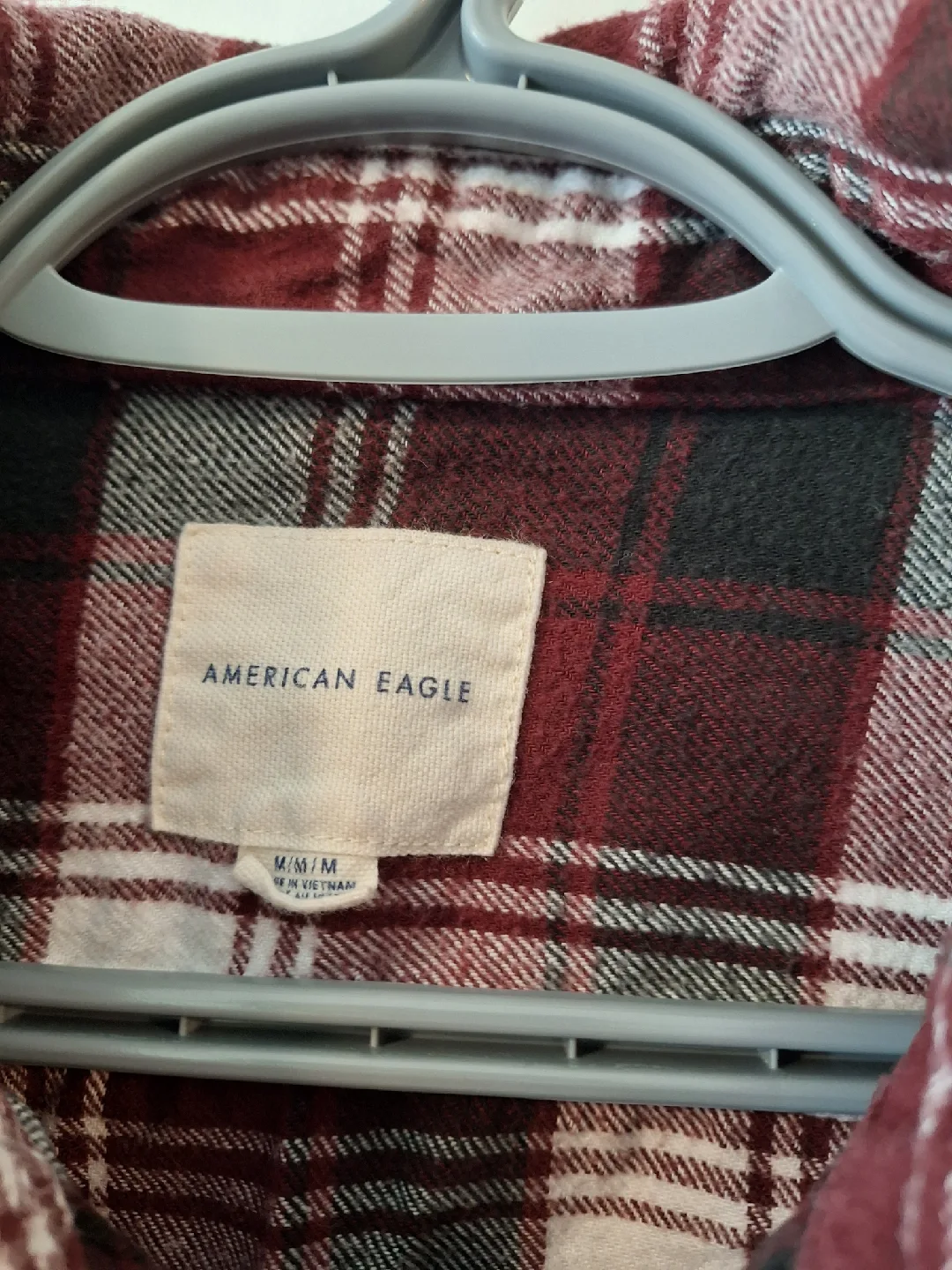 American Eagle Plaid Flannel Shirt - Size M image indicator(4)