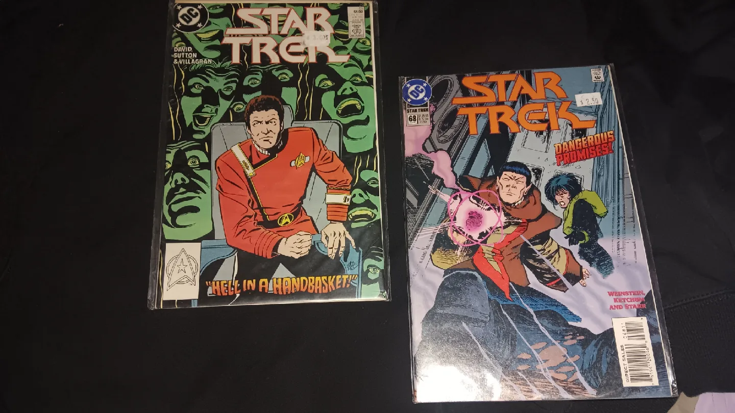 Star Trek Comic Books (DC) thumbnail